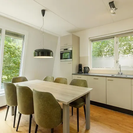 Holiday home Detached Forest With Dishwasher, Located In De Veluwe *